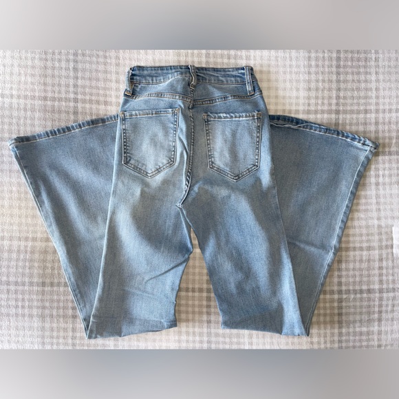 Dynamite high rise bell bottom - Picture 2 of 7